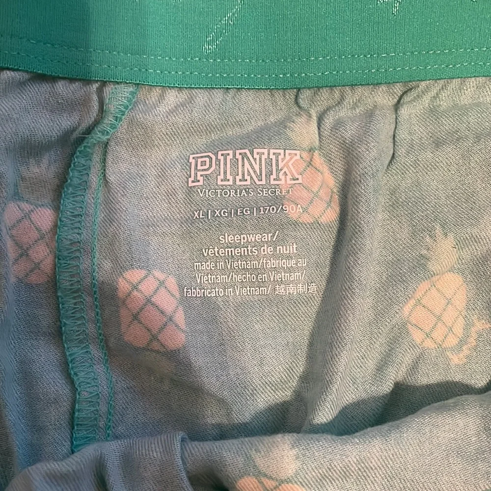 Pink by Victoria’s Secret size XL super cute sleepwear shorts.  Like new! - Picture 2 of 3